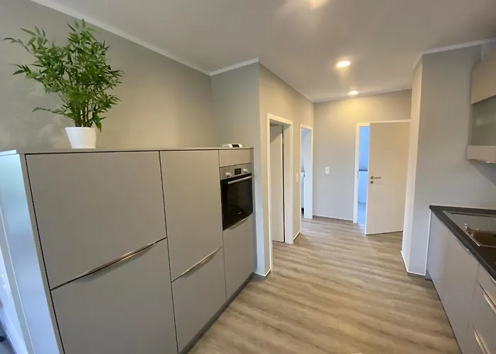 Διαμέρισμα 11 *